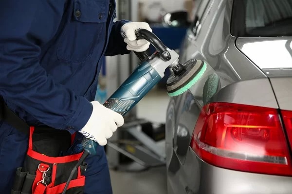Polishing Car Body